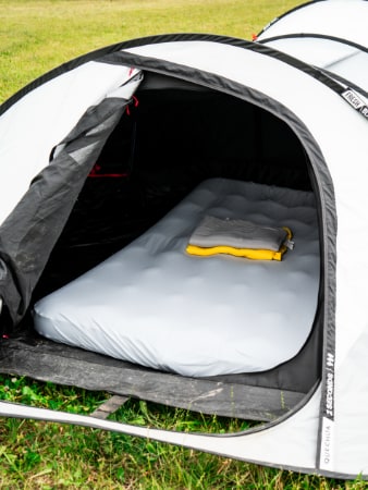 Tent hotel 1
